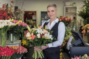 Devenir fleuriste : réussir sa reconversion avec une formation professionnelle